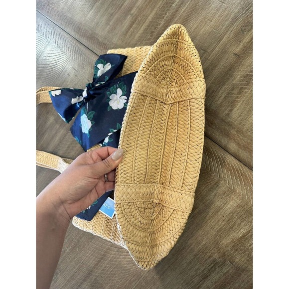 NWT Draper James Everyday Straw Tote Bag With Blue Floral Scarf Lined NEW - Picture 9 of 14